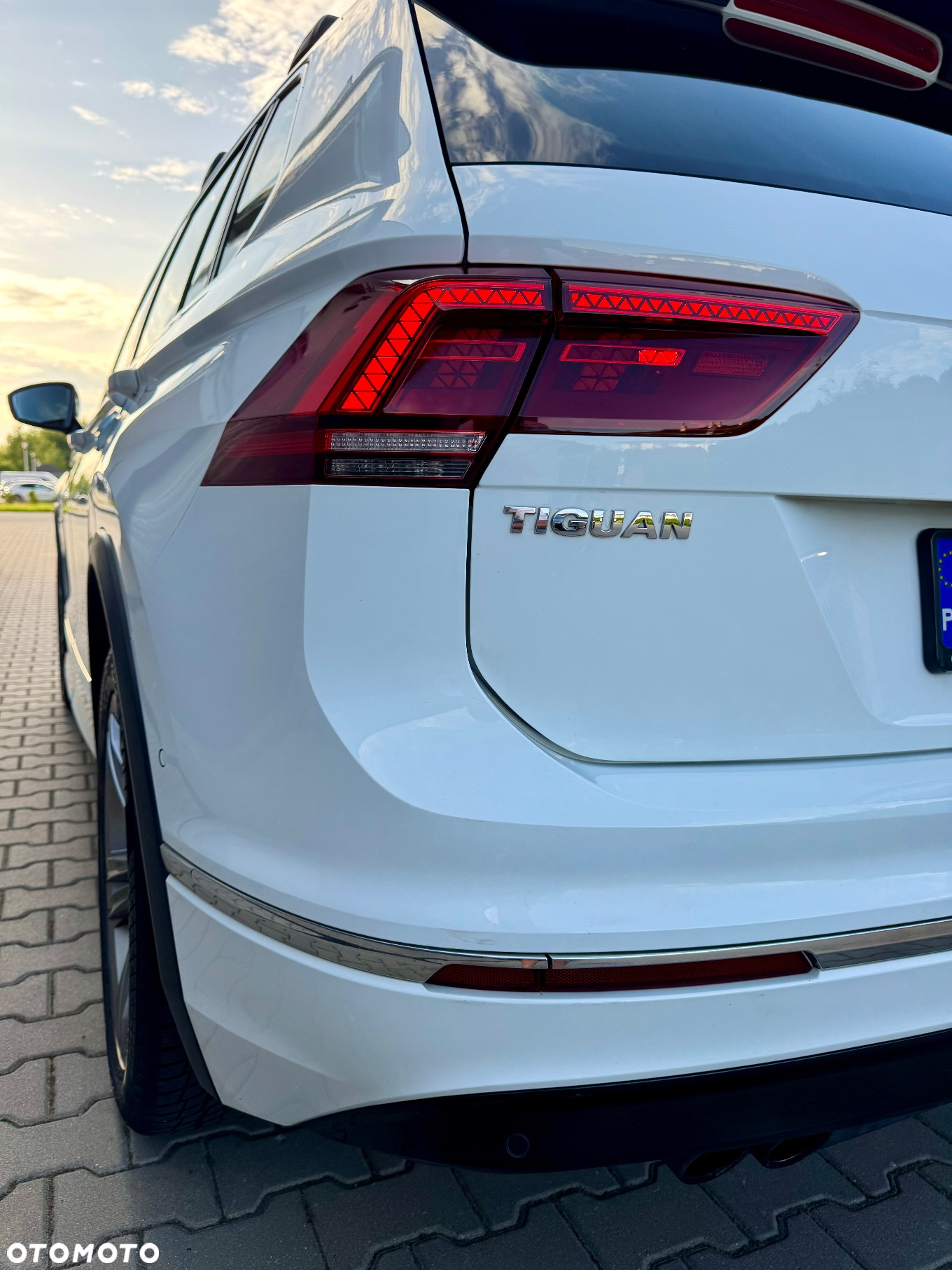 Volkswagen Tiguan 2.0 TSI 4Mot Perfectline R-Style DSG - 16
