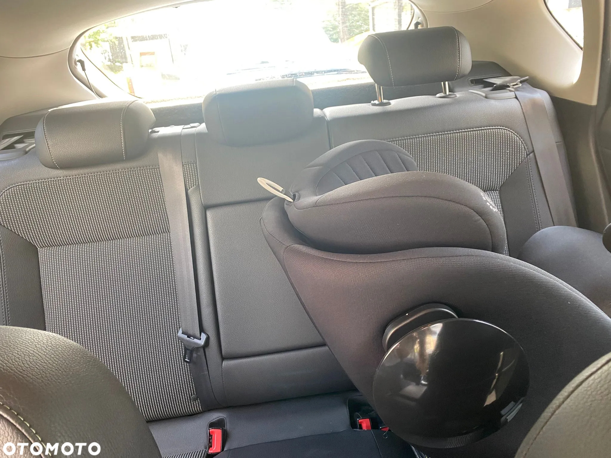 Opel Astra IV 1.4 T Active - 11