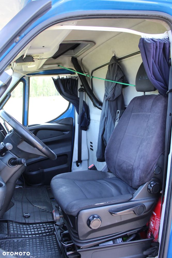 Iveco Daily 70C18 - 21