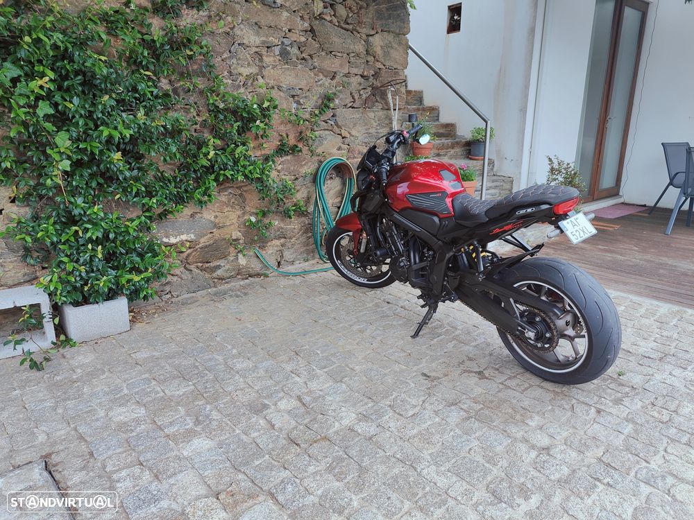 Honda CB CB650R Naked - 8