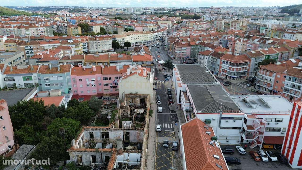 Terreno com projecto de arquitectura aprovada – 10 frações – junto ao - Grande imagem: 5/14