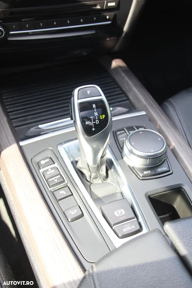BMW X5 xDrive35i Sport-Aut. - 25