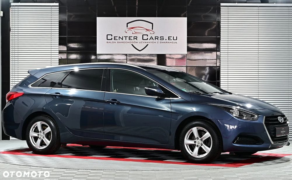 Hyundai i40 Kombi blue 1.6 Classic - 15