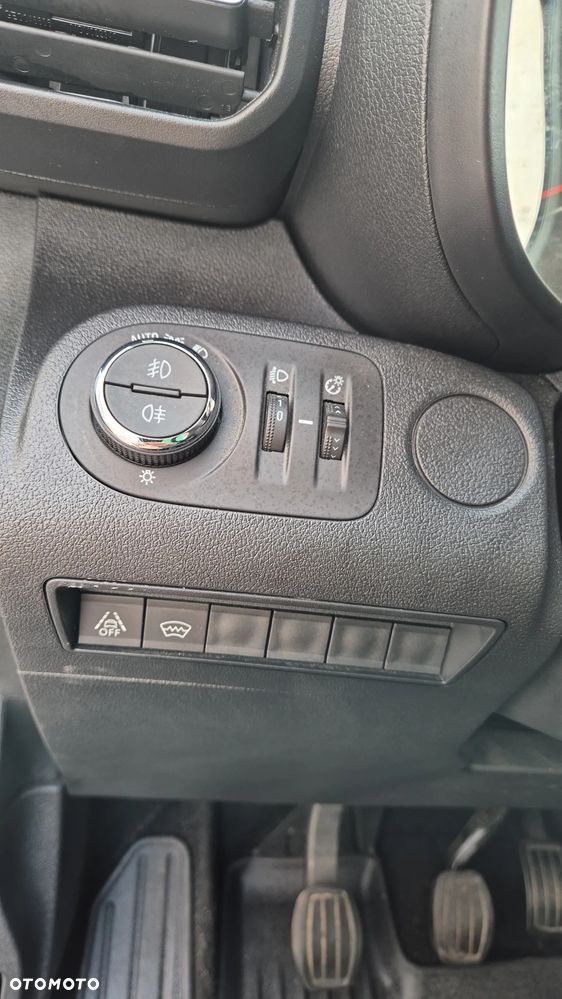 Opel Combo - 8