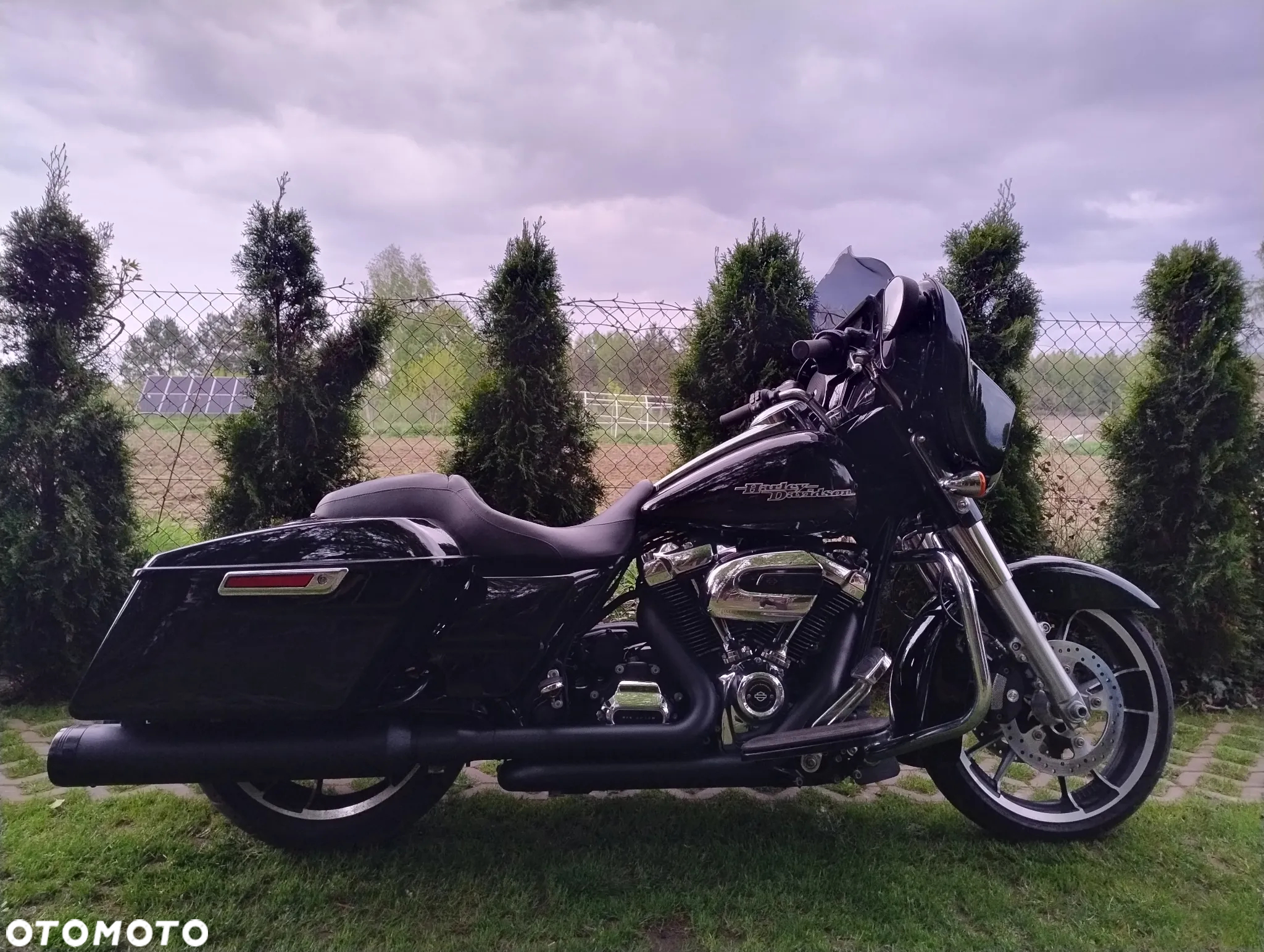 Harley-Davidson Touring Street Glide - 15