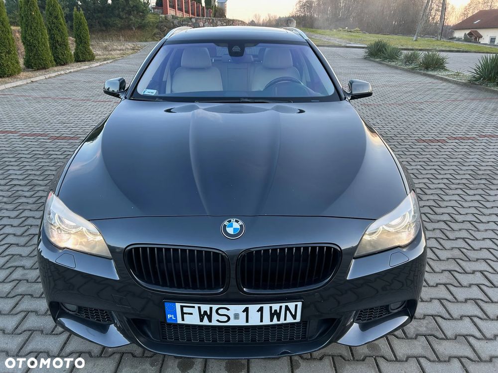 BMW Seria 5 525d xDrive - 5