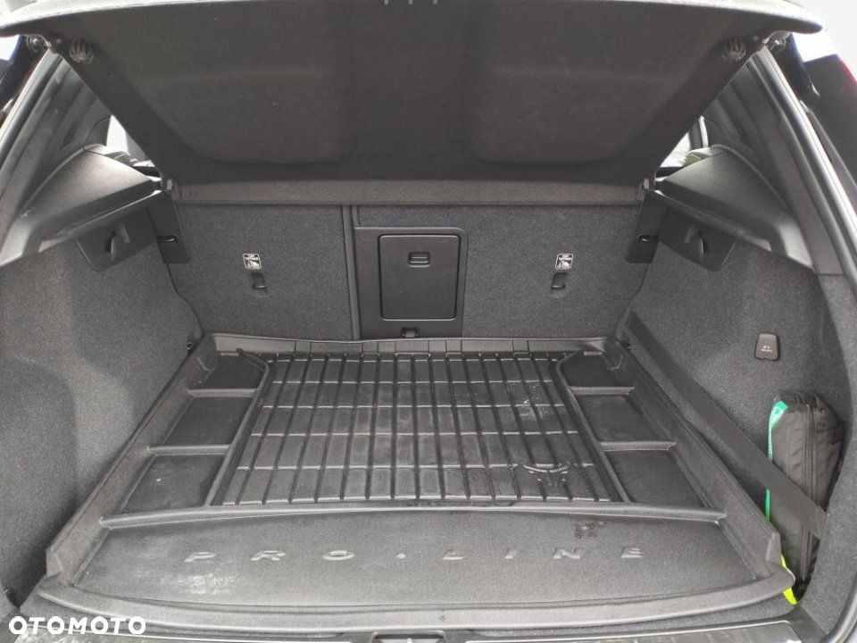 Volvo XC 40 - 22