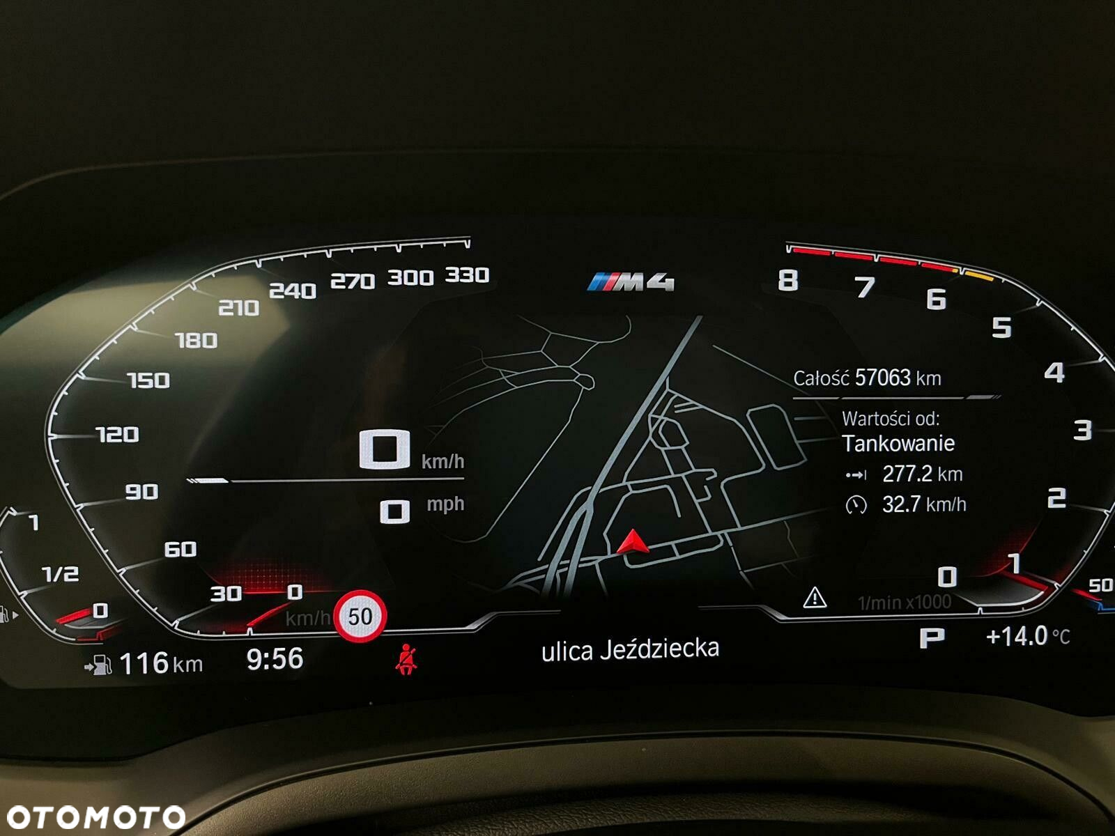 BMW M4 Competition M xDrive sport - 32