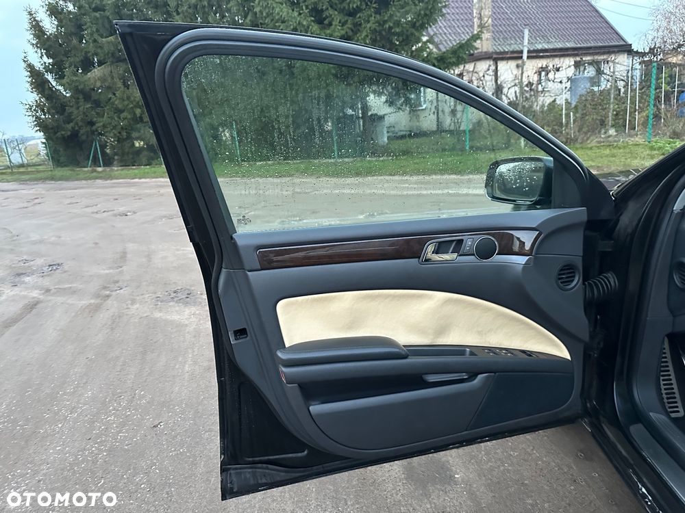 Volkswagen Phaeton - 15