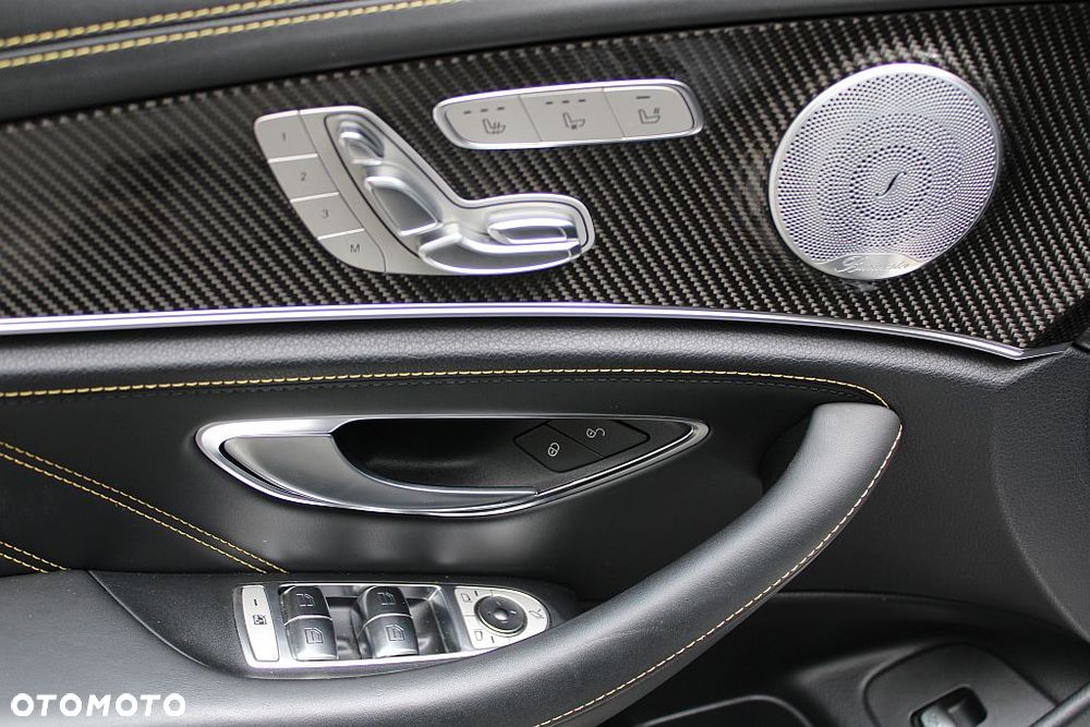 Mercedes-Benz Klasa E AMG 63 S 4-Matic+ - 17