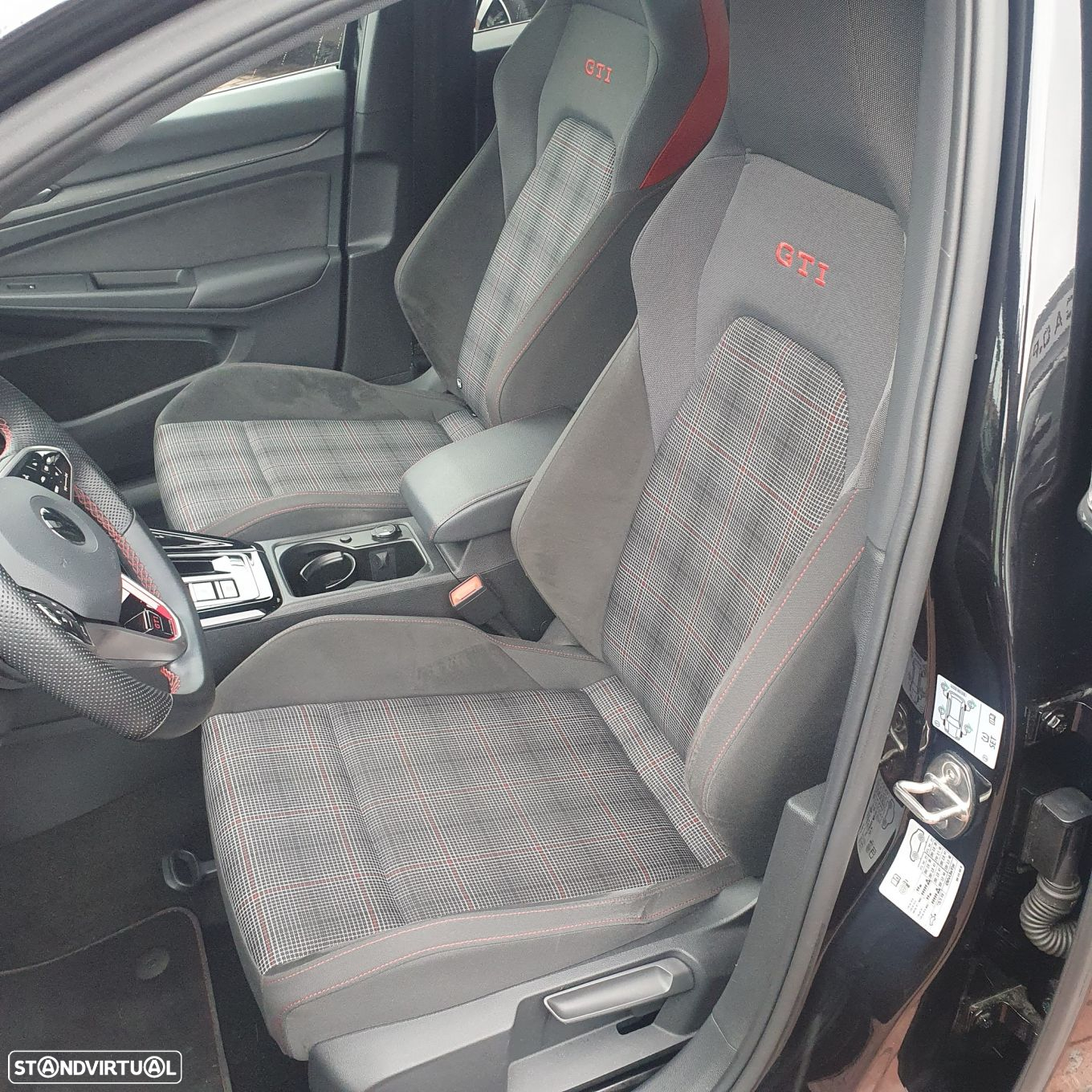 VW Golf 2.0 TSI GTI DSG - 12