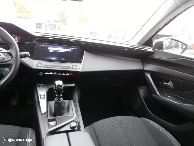 Peugeot 308 - 13