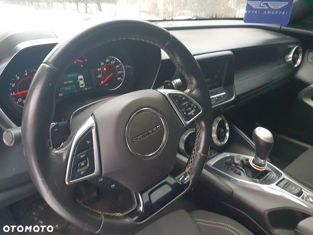 Chevrolet Camaro Coupe 2.0 - 9