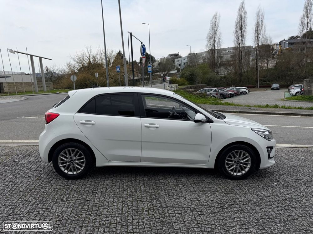 Kia Rio 1.0 T-GDi Drive - 11