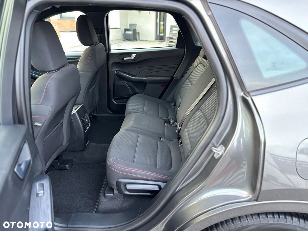 Ford Kuga 2.5 Duratec FHEV ST-LINE - 32