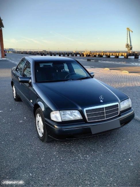 Mercedes-Benz C 220 D Classic - 3
