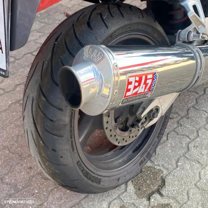 Honda CBR 1100XX - 11