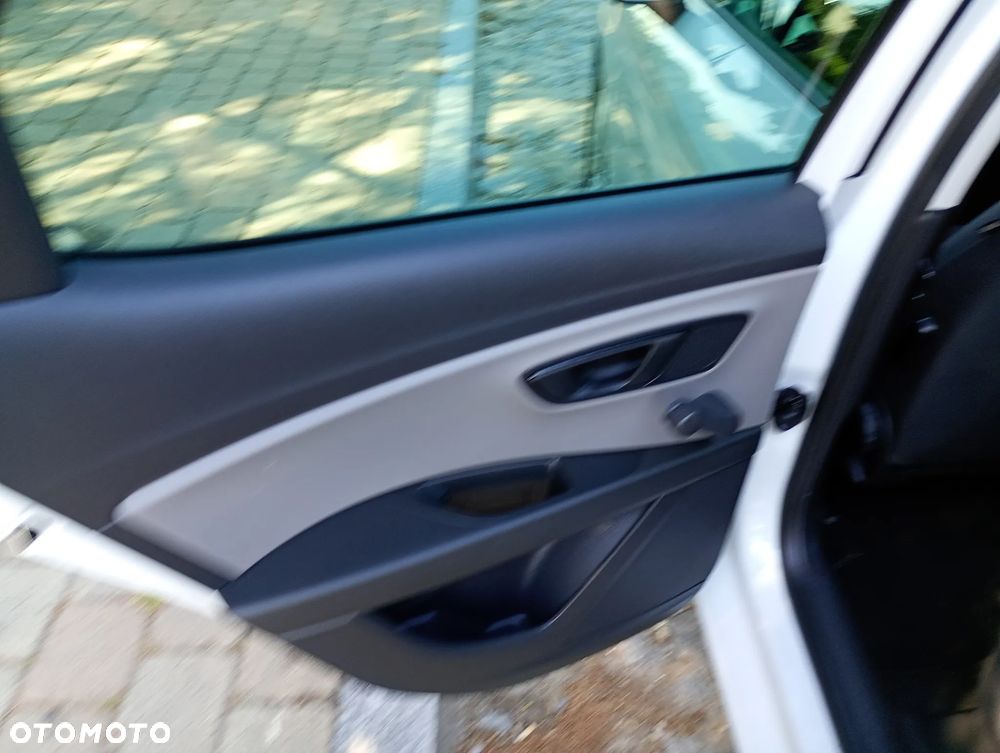 Seat Leon 1.6 TDI DPF E-Ecomotive Reference - 29