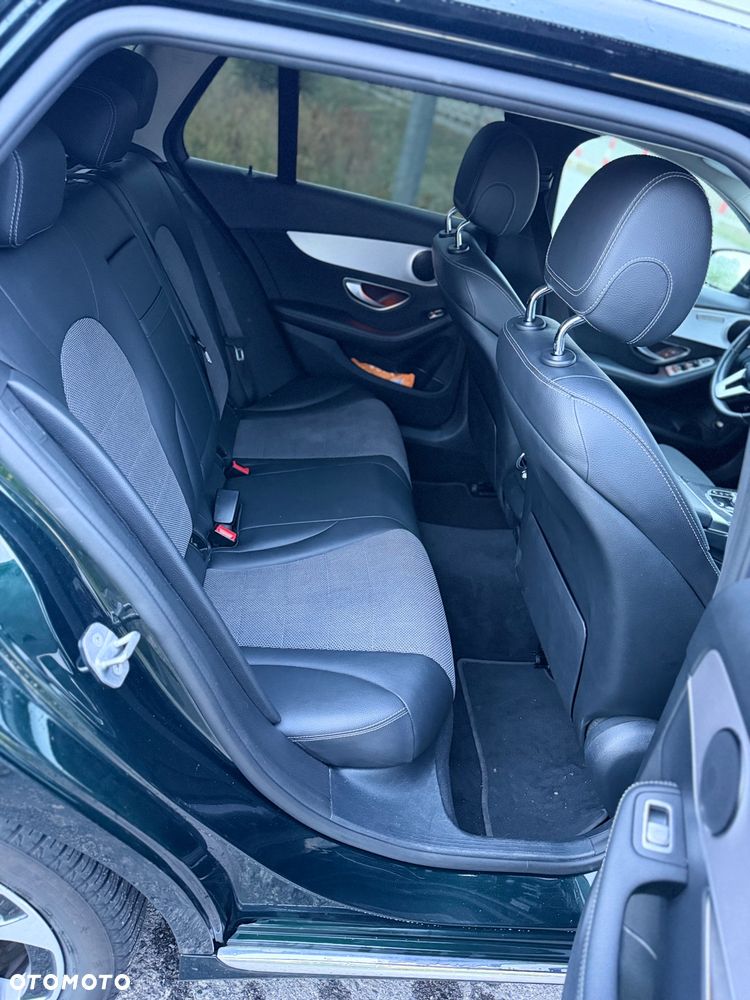 Mercedes-Benz Klasa C 220 d 9G-TRONIC Exclusive - 11
