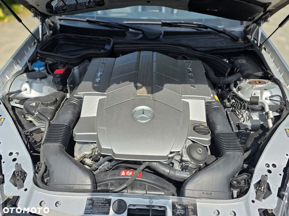 Mercedes-Benz SLK 55 AMG 7G-TRONIC Black Series - 5