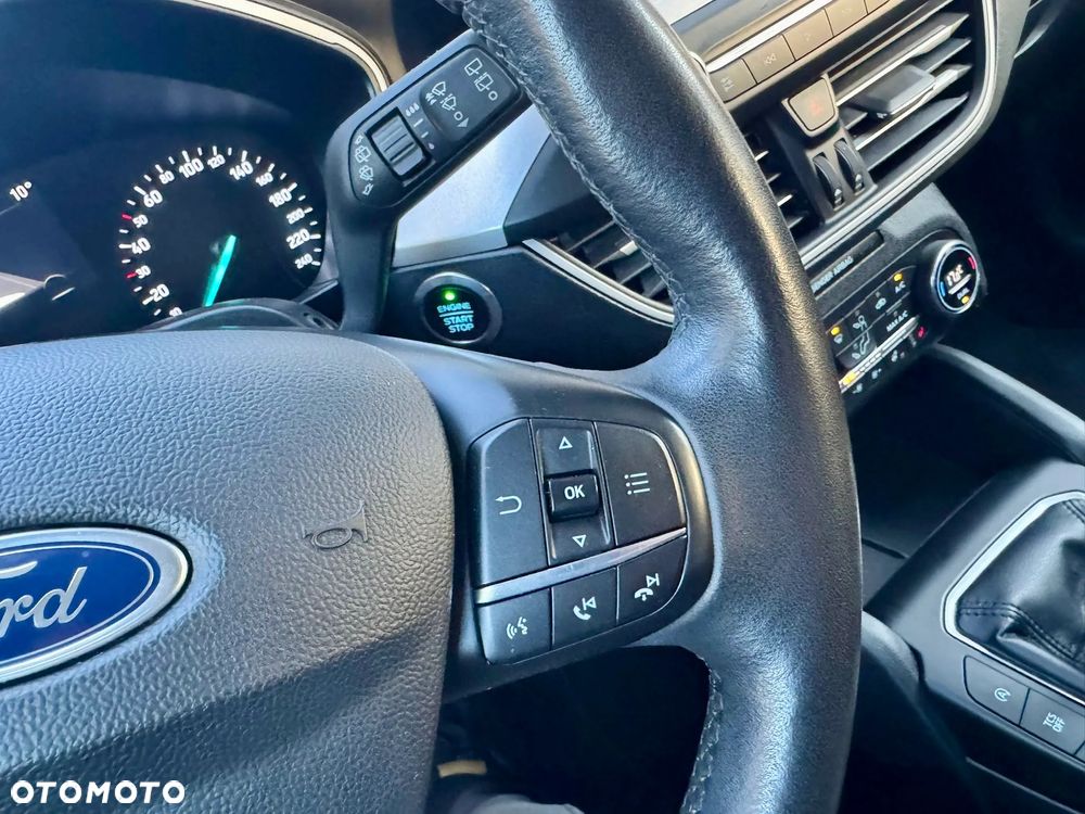 Ford Focus Turnier 1.5 EcoBlue Start-Stopp-System TITANIUM - 21