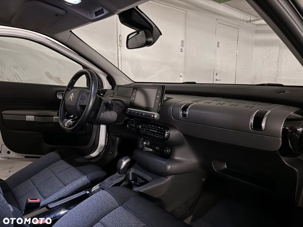 Citroën C4 PureTech 130 Stop&Start EAT8 SHINE - 13