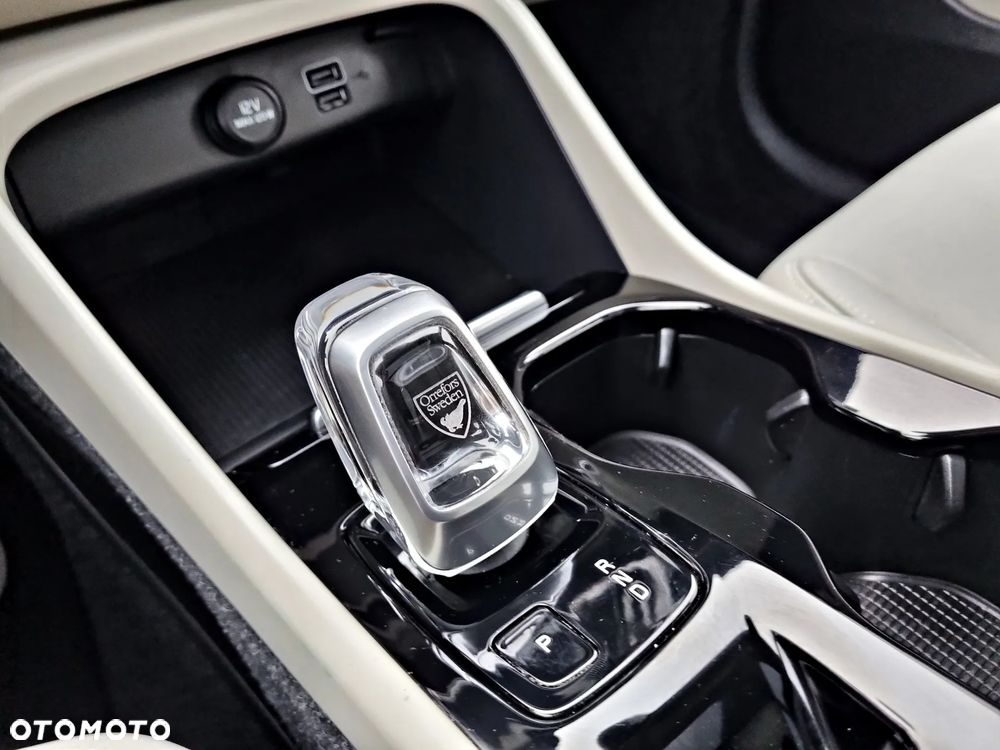 Volvo XC 40 D3 SCR Inscription - 25