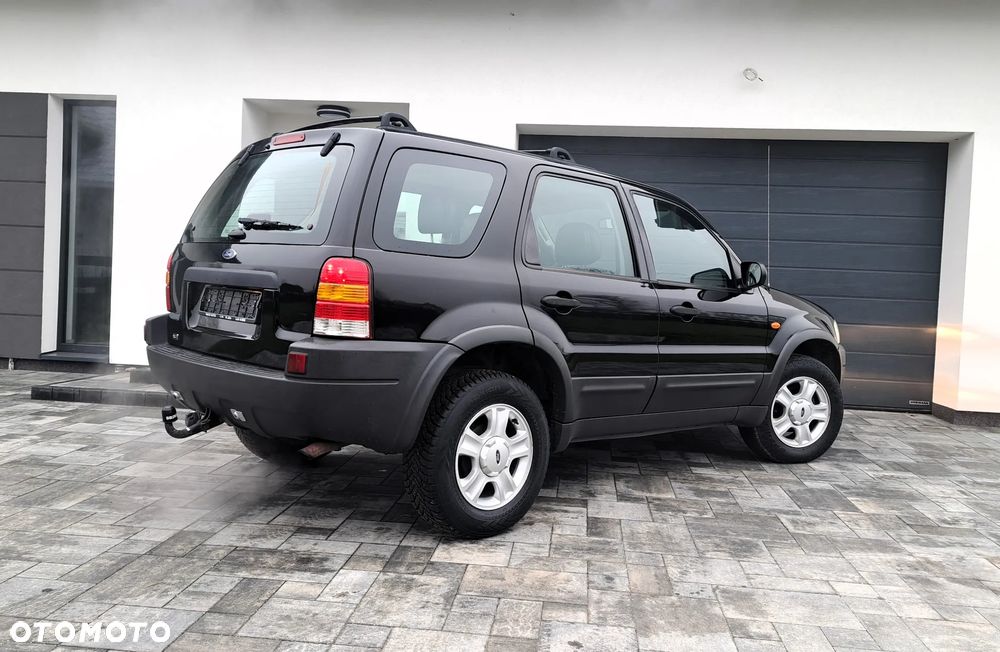 Ford Maverick 3.0 V6 Limited - 4