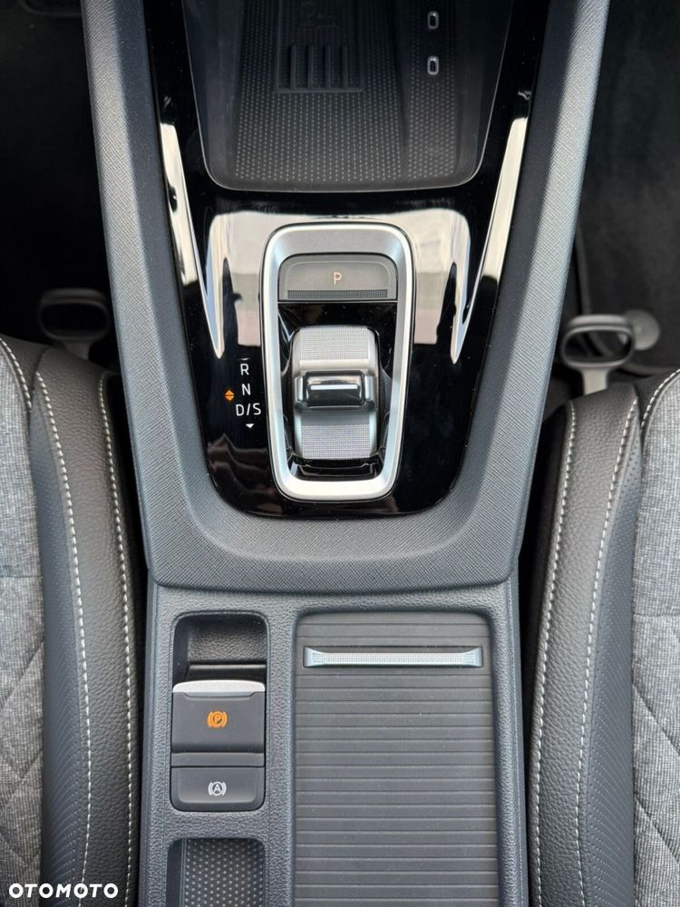 Skoda Octavia 1.5 TSI mHEV Sportline DSG - 25