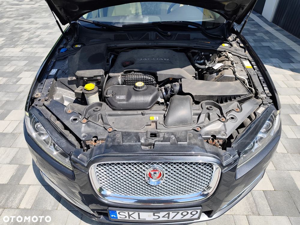 Jaguar XF 3.0 V6 S Luxury - 32