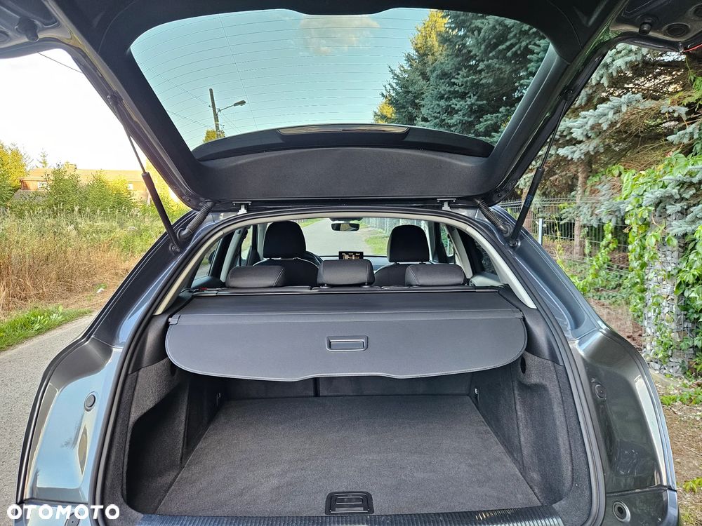 Audi Q3 1.4 TFSI Design - 38