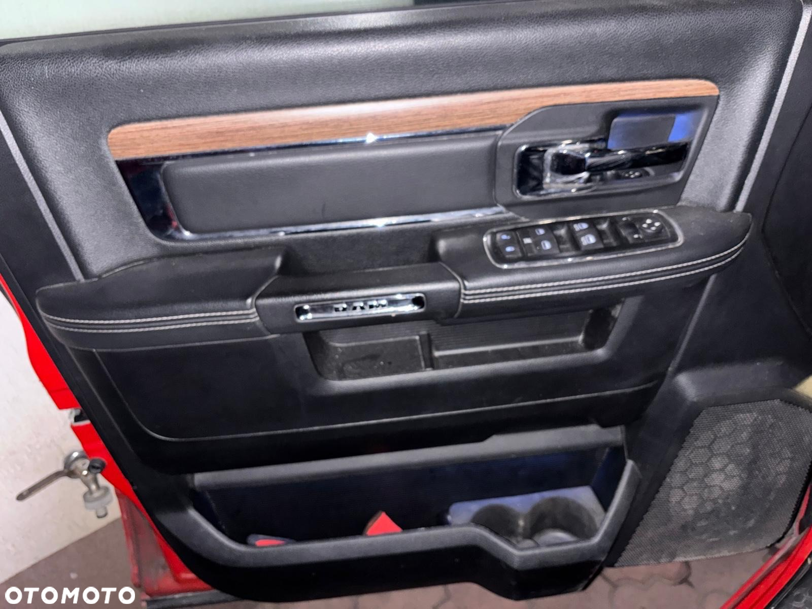 Dodge RAM 1500 5.7 4x4 - 39