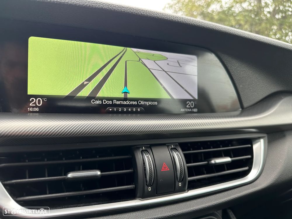 Alfa Romeo Stelvio 2.2 D Super AT8 - 27