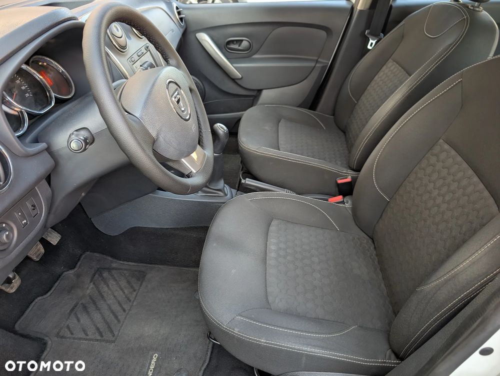 Dacia Sandero 1.2 16V Laureate - 18