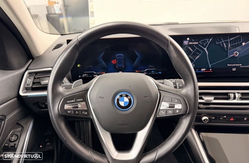 BMW 320 e Touring Auto - 15