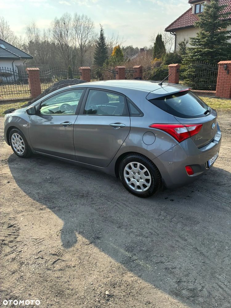 Hyundai i30 1.4 Trend - 5