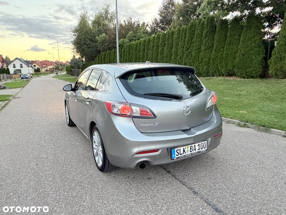 Mazda 3 - 8