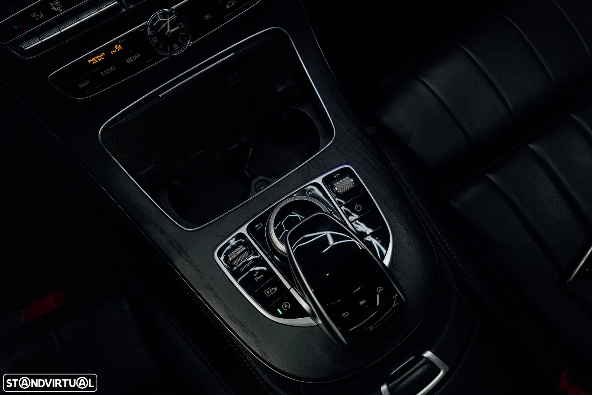 Mercedes-Benz E 220 d Coupe 9G-TRONIC Night Edition - 19