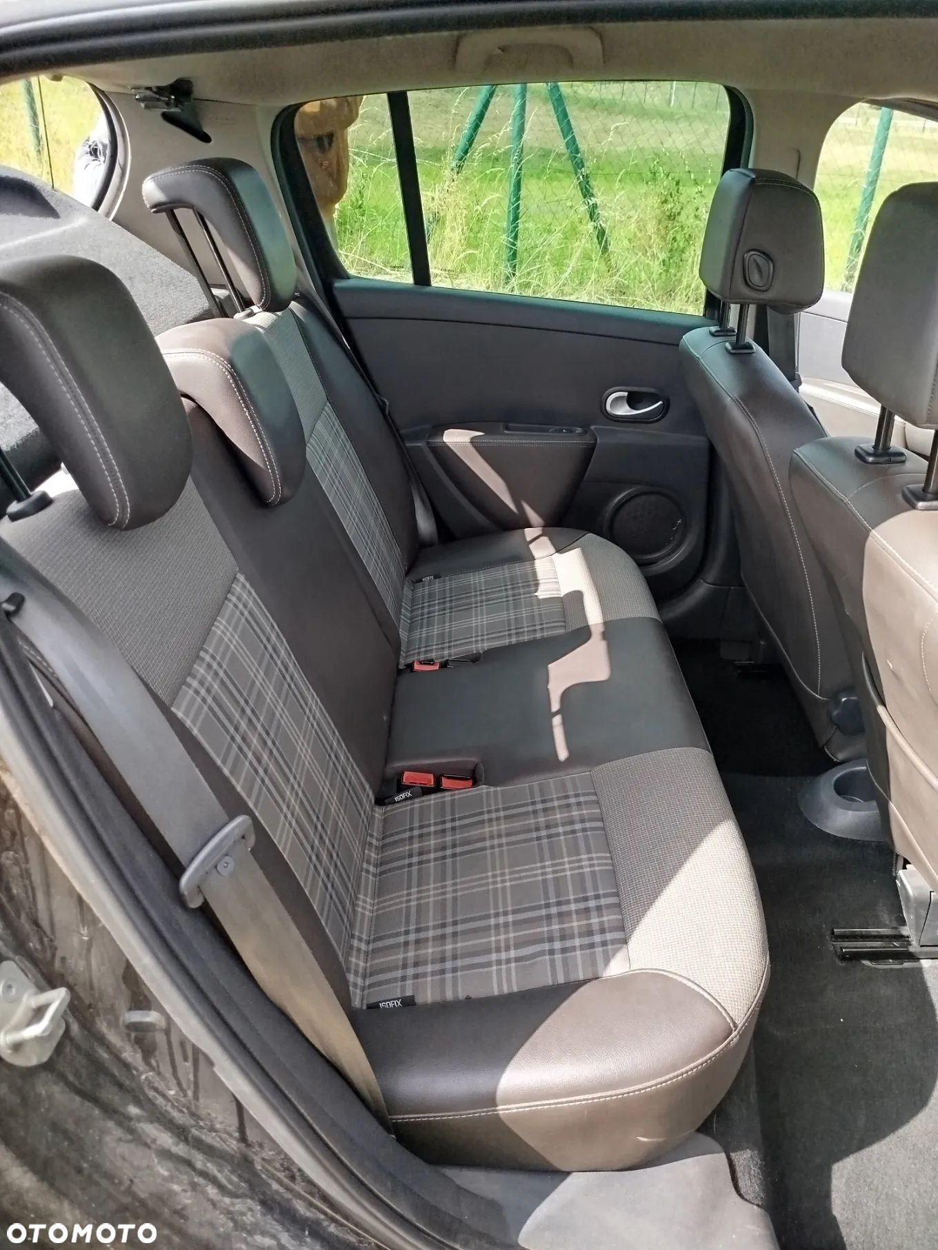 Renault Clio - 12