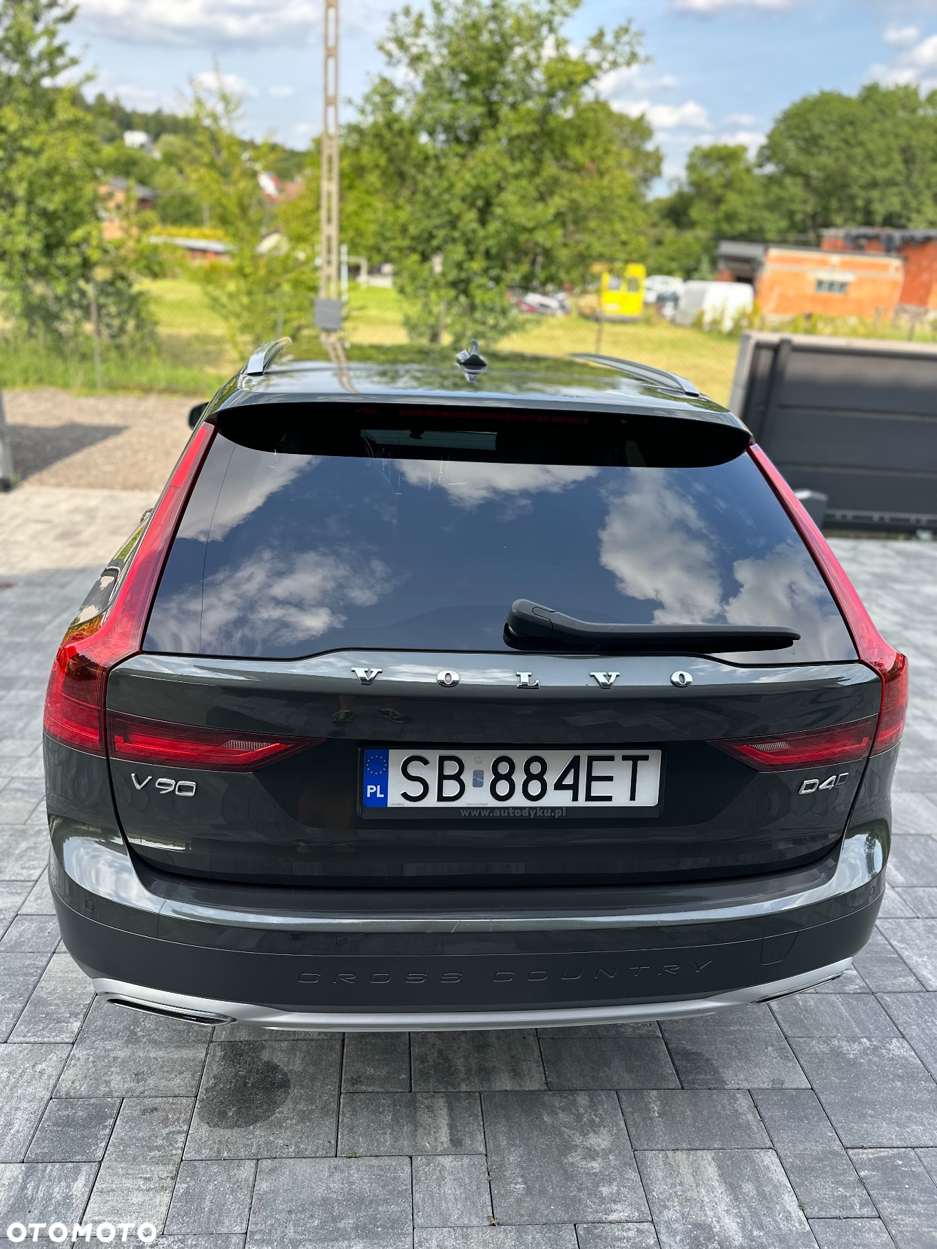 Volvo V90 Cross Country D4 AWD - 24