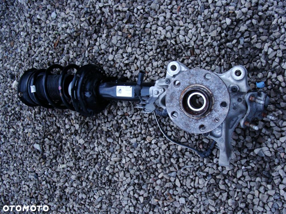 amortyzator zwrotnica prawa audi rsq3 rs q3 2.5 tfsi 8v0407258a 83a413031c - 1