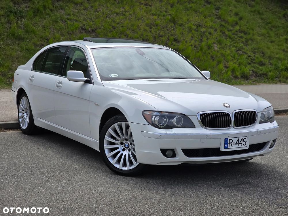 BMW Seria 7 750i L - 2