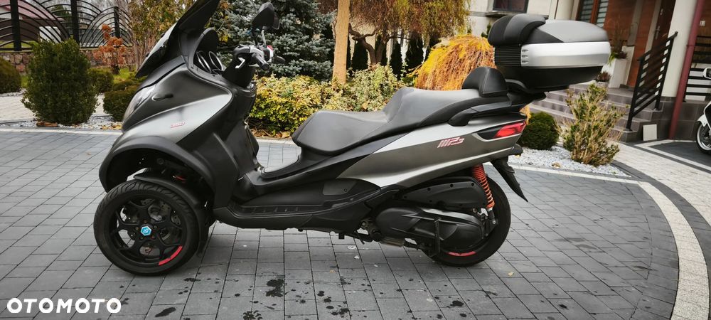 Piaggio MP-3 - 1