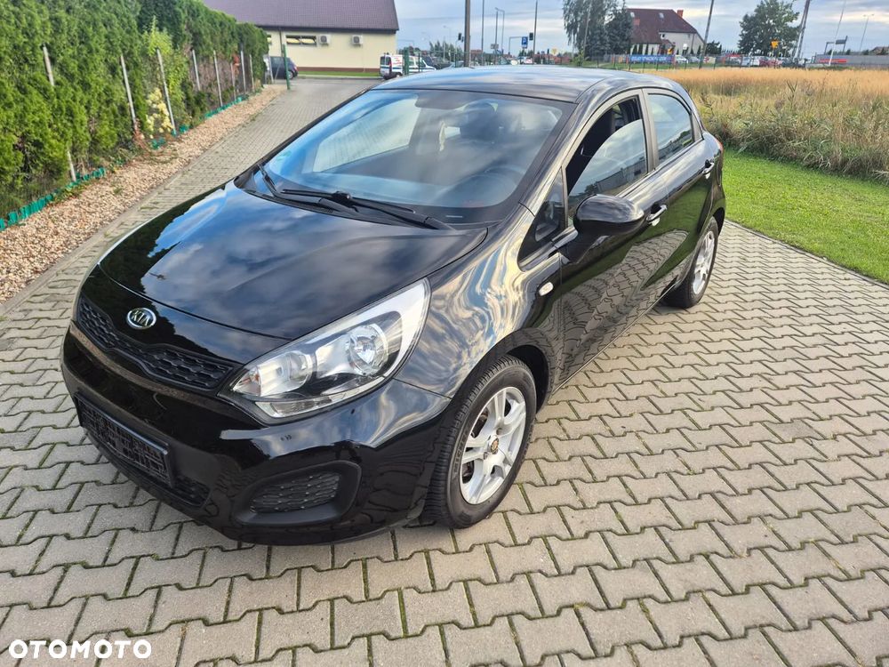 Kia Rio - 1