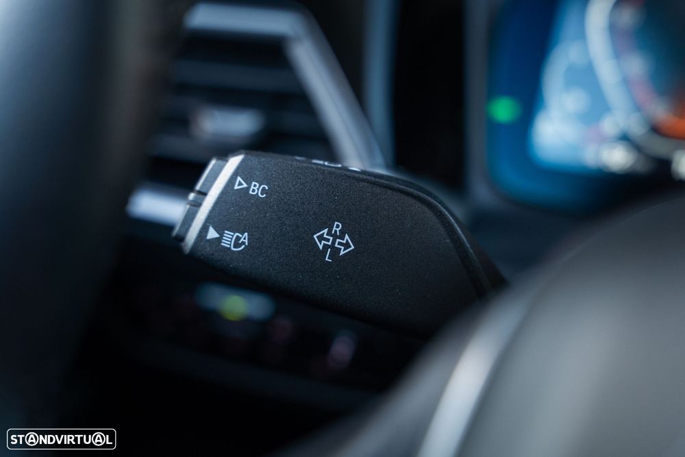 BMW 320 d Line Sport Shadow Auto - 29