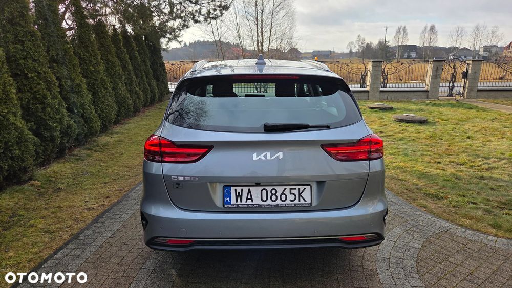 Kia Ceed 1.5 T-GDI M - 8