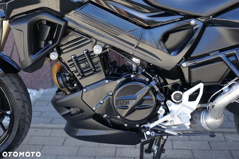 BMW F - 28