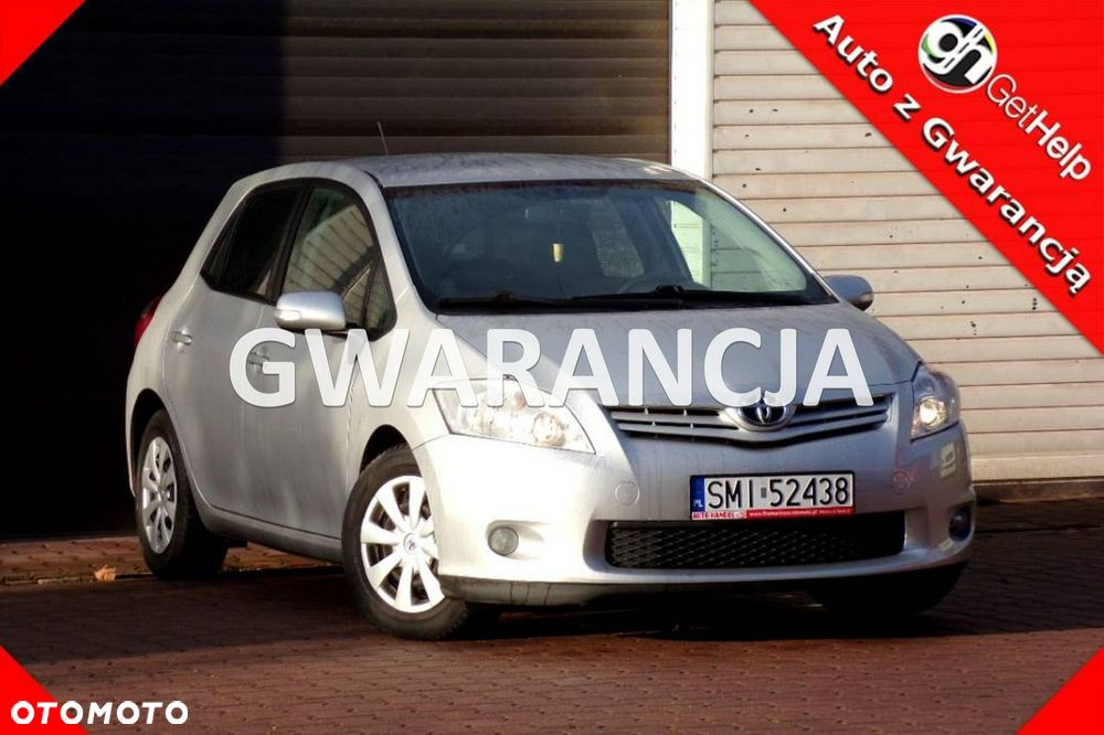 Toyota Auris - 1
