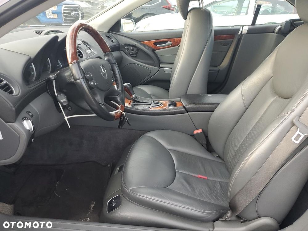 Mercedes-Benz SL 500 7G-TRONIC - 8