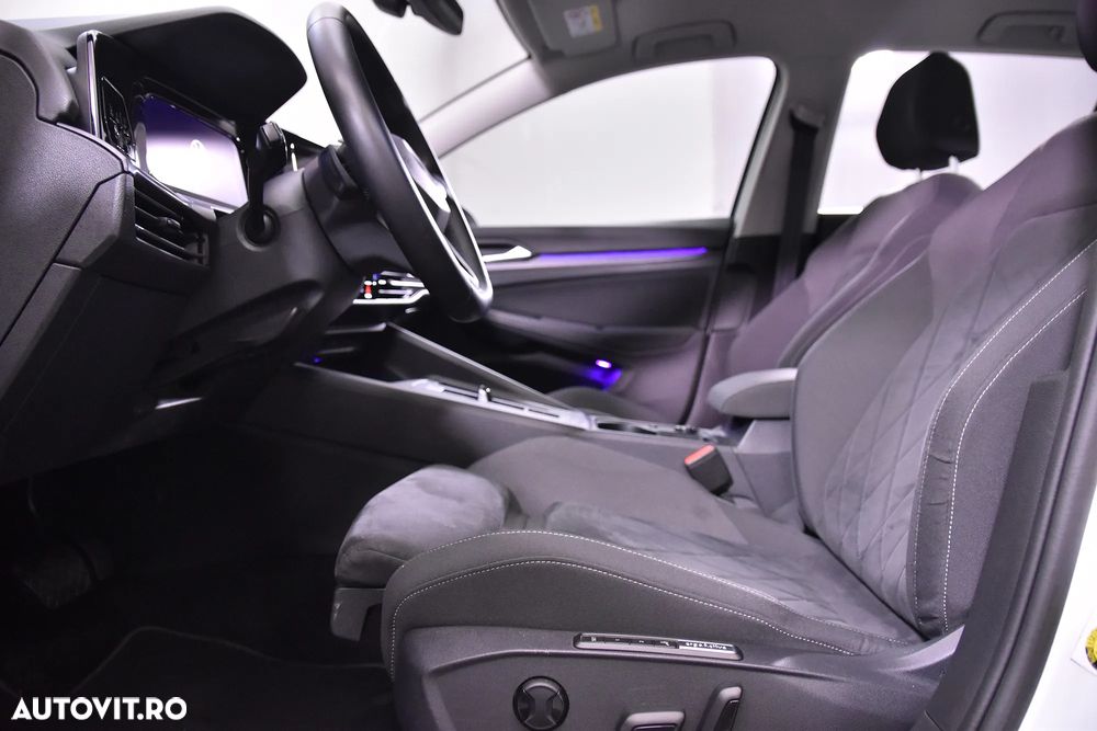 Volkswagen Golf - 24